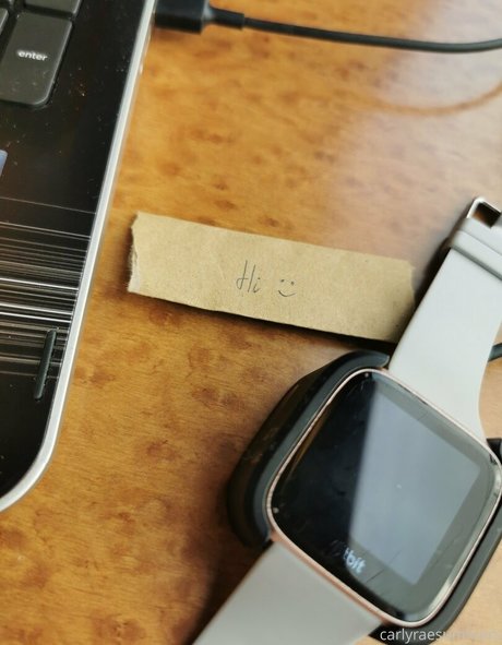 細身の巨乳OnlyFans セクシーヌード 画像