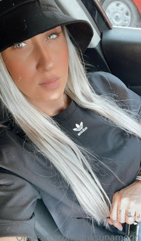 スムーズなOnlyFans セクシーヌード 画像