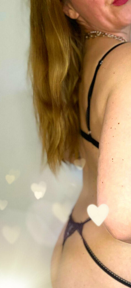 アマチュア潮吹きOnlyFans アダルト 画像