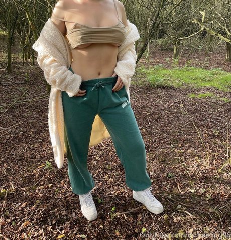 刑務所のOnlyFans 美しいxxx 写真