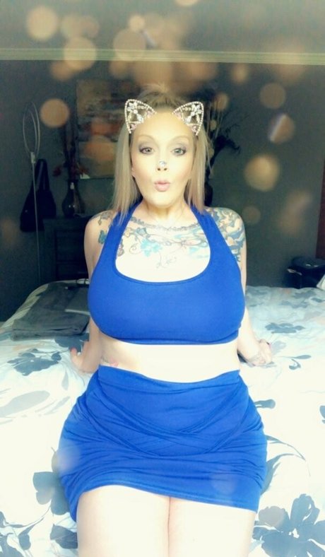 お金 OnlyFans パーフェクト 写真