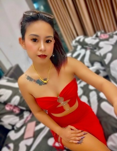 terriallyours トップモデル 画像