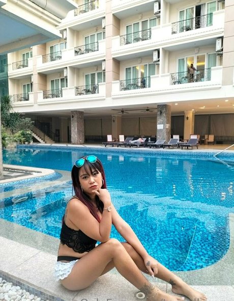 terriallyours セックススター 画像