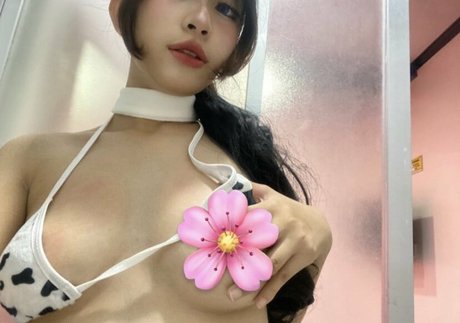 Miikaageeee セクシーなスター ギャラリー