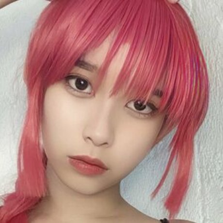 Miikaageeee エロティックモデル 画像