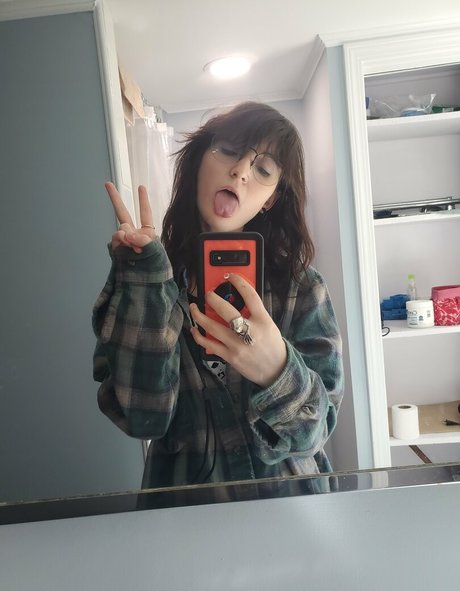 スリムな熟女OnlyFans トップ 写真