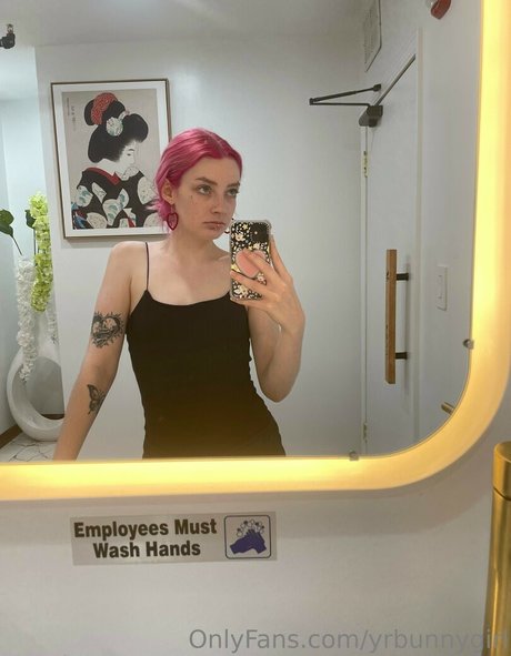 yrbunnygirl 無料モデル 写真