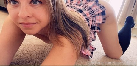 LoadsofLayla ポルノスター 無料 写真