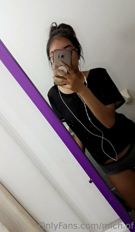 mich of エロティックなスター 画像