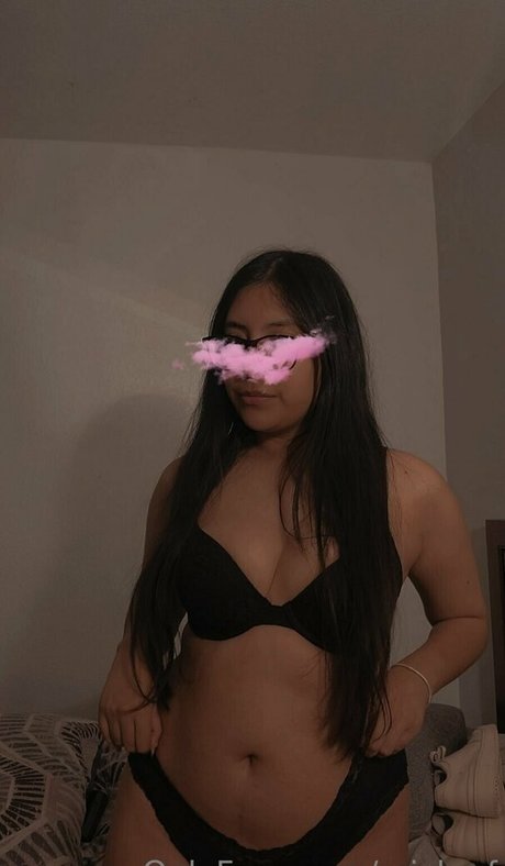 mich of ホットモデル 画像