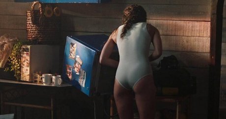 Tania Raymonde 高品質モデル 写真