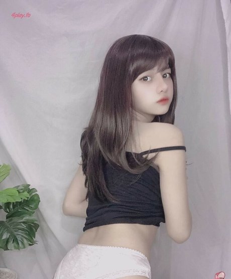 Violet Airis トップモデル 写真