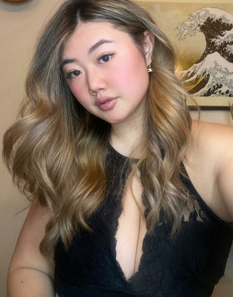 若い熟女OnlyFans 無料裸 写真