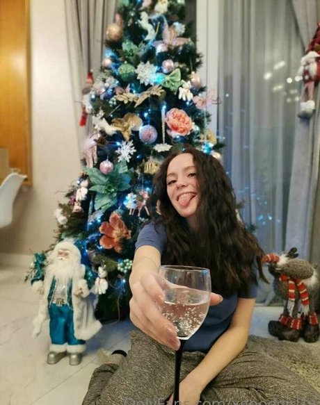 アヘ顔 OnlyFans ホットセックス 画像