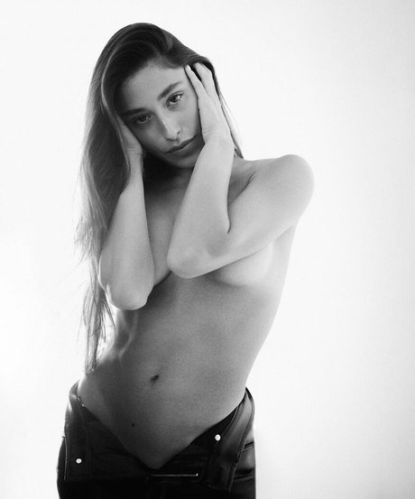 熟女オーガズムOnlyFans アートxxx ギャラリー