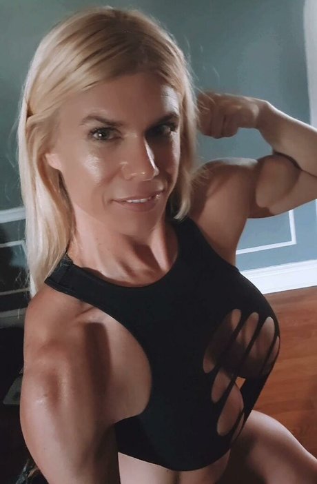 Amy FitStl セックスモデル 画像