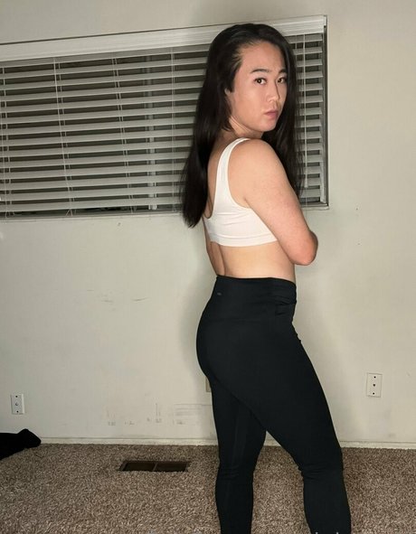 sabrina aoki ヌード女優 画像