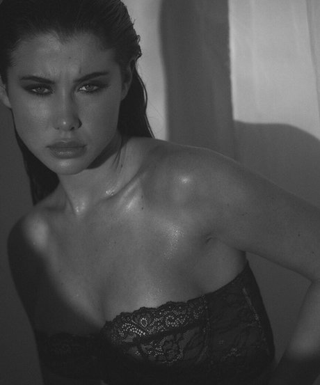 Alina Barmak 高品質モデル 写真