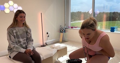 Mondragon Chiropractic セクシーなスター 写真