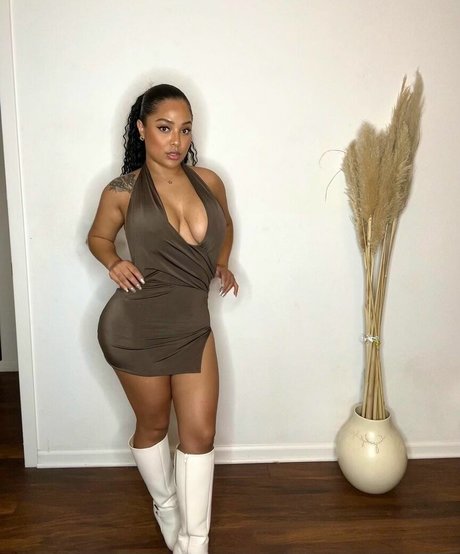 Sugey Portillo 美しい女優 画像