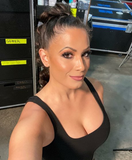 AEW Dasha Kuret HD女優 ギャラリー