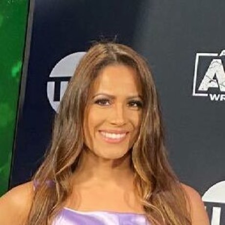 AEW Dasha Kuret アダルト女優 写真