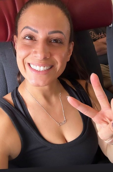 AEW Dasha Kuret ポルノスター 独占 画像