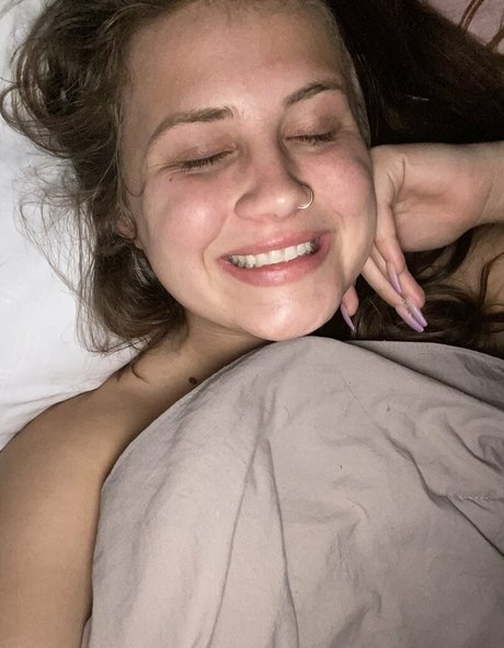 bellecreed かわいいポルノスター アーカイブ