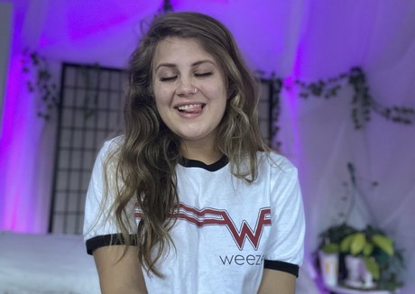 黒髪の熟女OnlyFans ヌード 写真