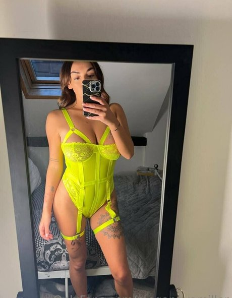 meganavamiller アートモデル ギャラリー