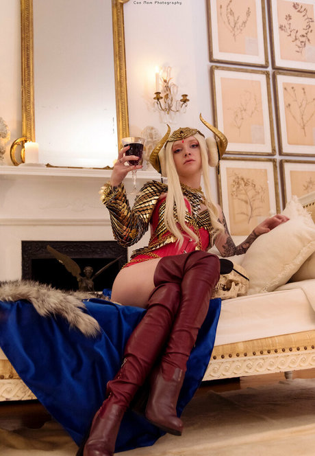 freepoisonne ポルノスター HD 画像