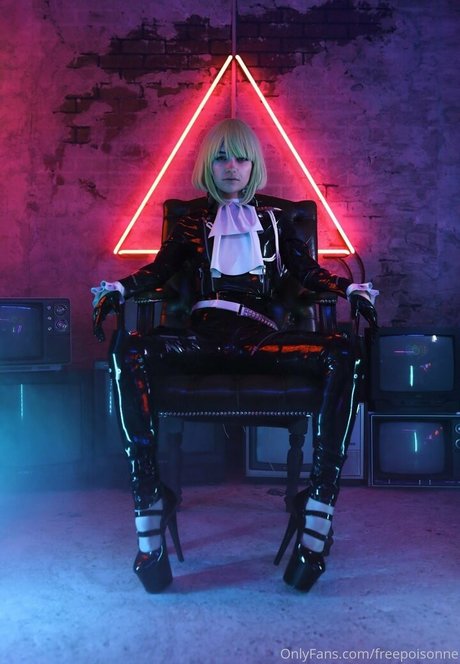 freepoisonne top profile image