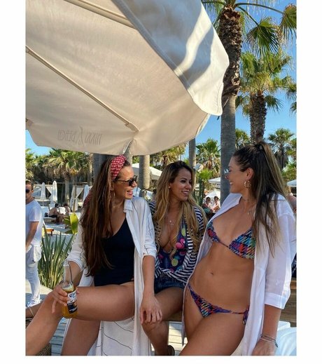 Rosamaria Montibeller ポルノスター 美しい 写真