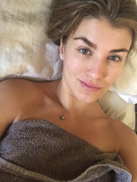 Amy Willerton アート女優 画像