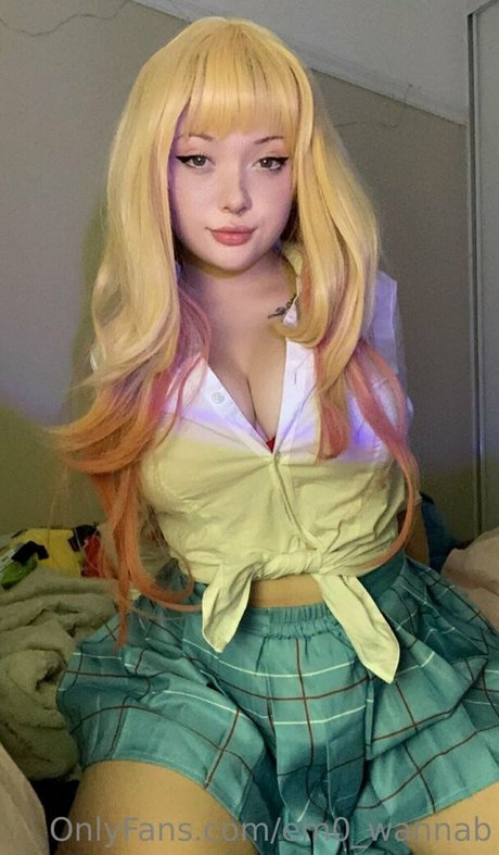 em0 wannab エロティックなスター 写真