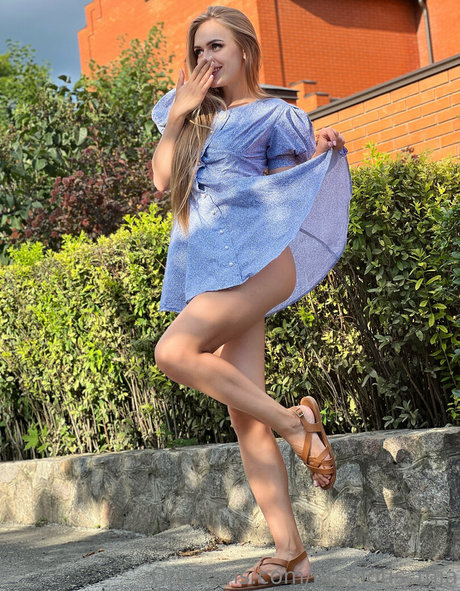 巨乳とお尻のOnlyFans 美しい裸 写真