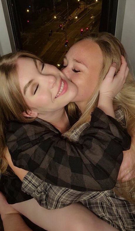 LovingLexieKent ヌードモデル 画像