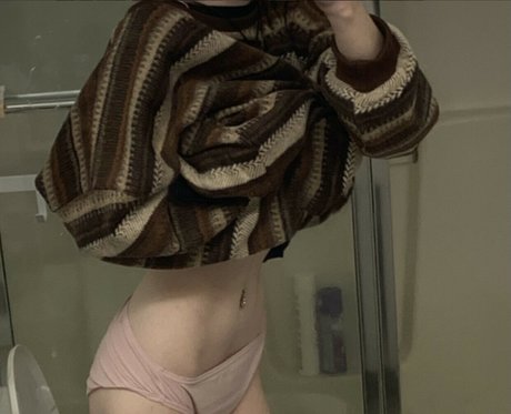 winni3thebunnie 裸の女優 画像