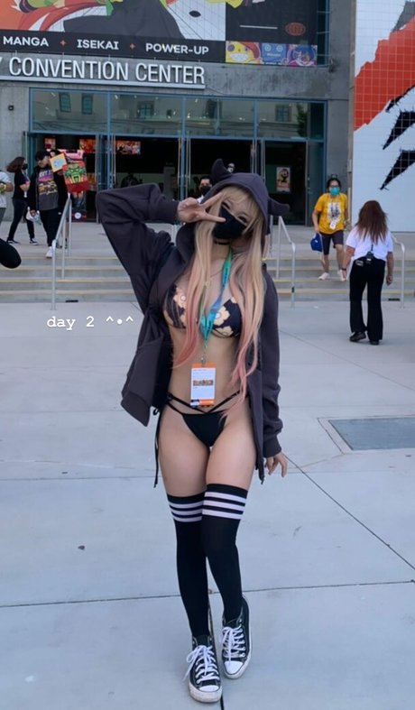 姉妹OnlyFans トップ ギャラリー