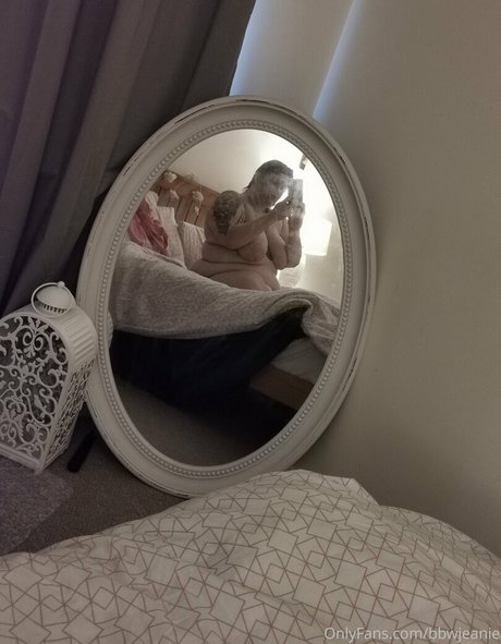 アジアンベイビーOnlyFans セクシー 画像