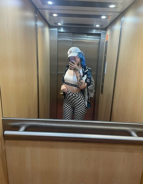 曲線美の赤毛OnlyFans ポルノ 写真