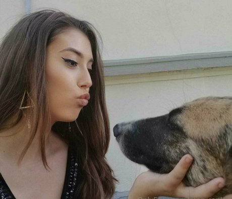 日焼けしたOnlyFans セックス 画像