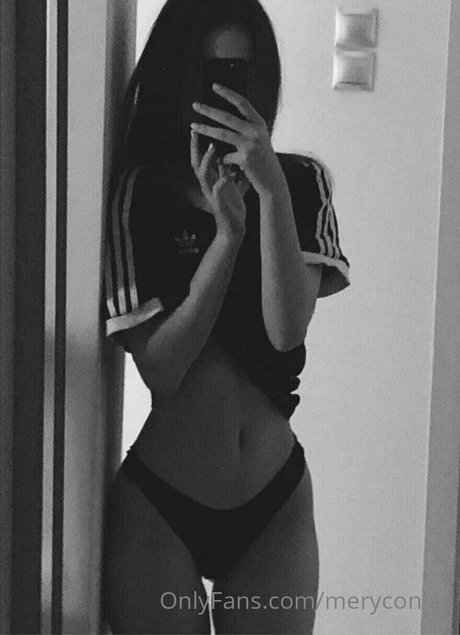 ゲイランジェリーOnlyFans セクシー裸 ギャラリー