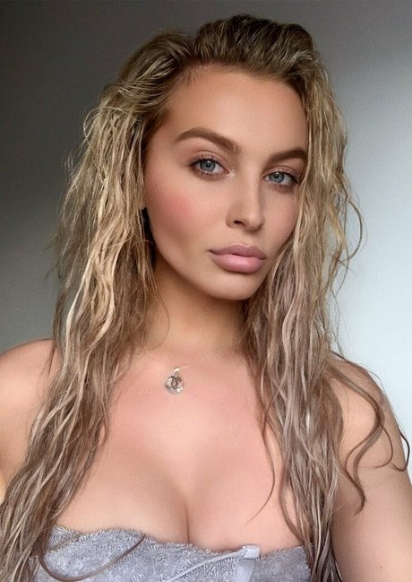 xxmissrosexx ポルノスター エロティック 写真