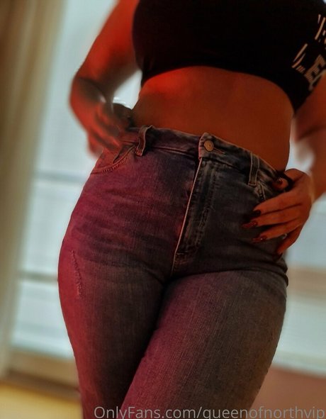 queenofnorthvip 裸のスター 画像