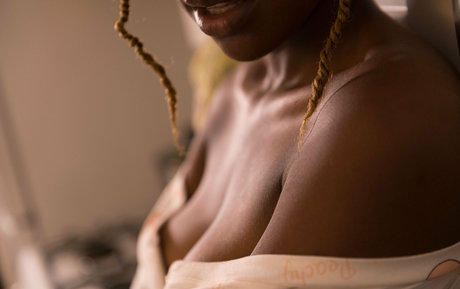 コスプレファックOnlyFans 無料 写真