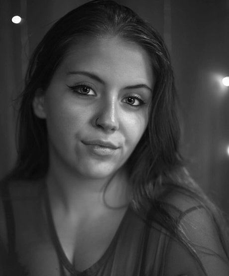 Scarlette Sun ヌードスター 写真