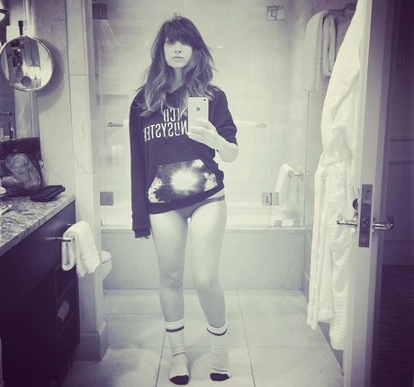 Jamie Amanda Lee ポルノモデル ギャラリー