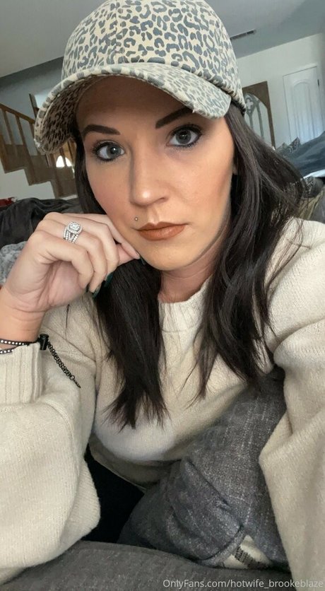 ルビーオンリーファン 美しい裸 画像