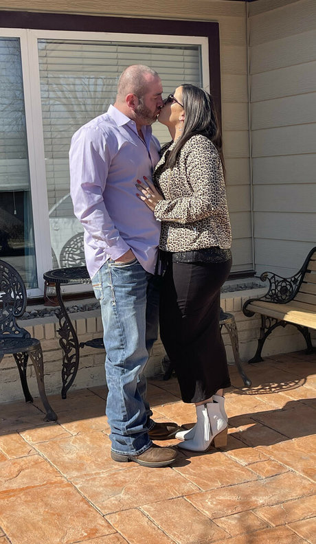 フィンドムオンリーファンズ 裸 写真